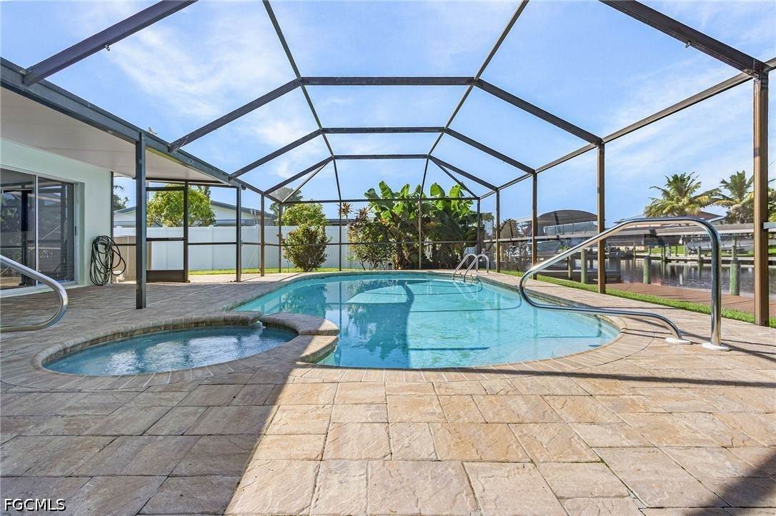 2215 Cape Way - Photo 1