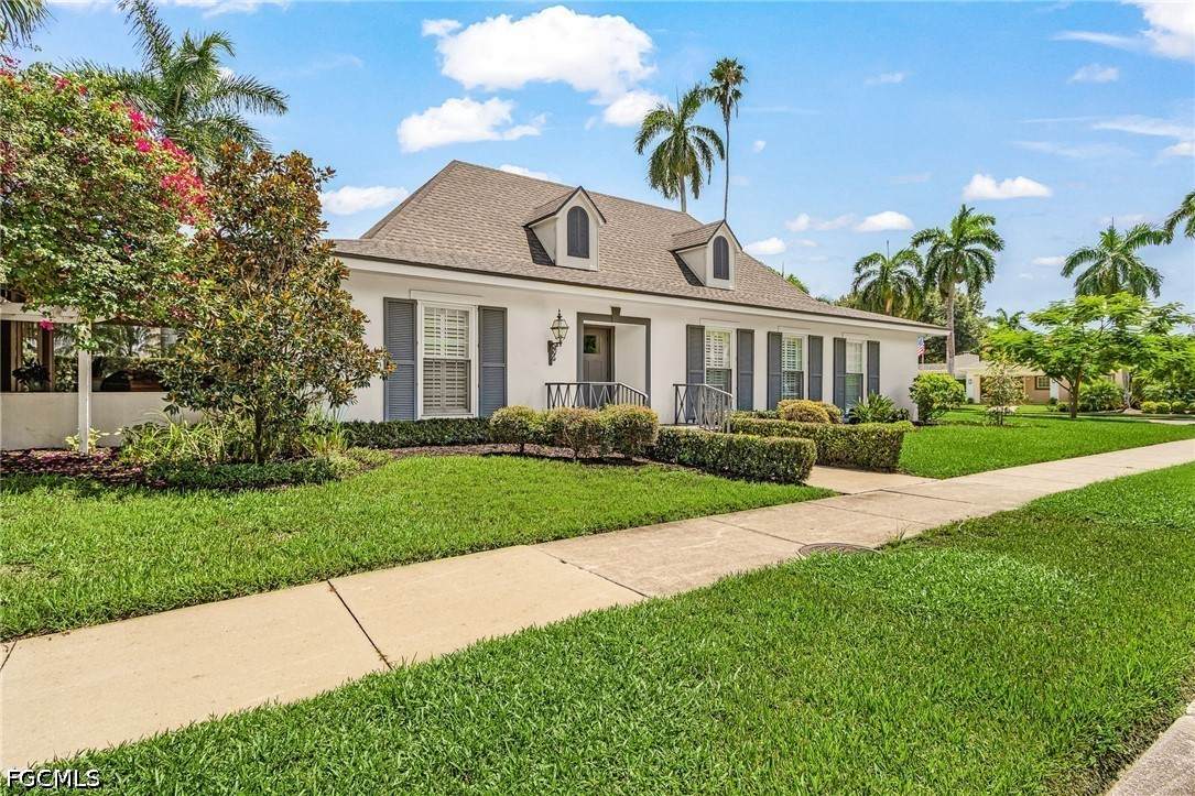 1207 Canterbury Drive - Photo 1