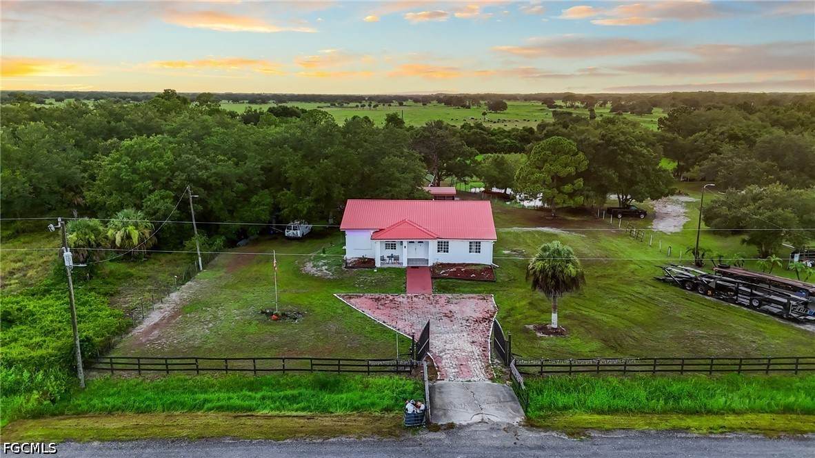 340 Arboleda Street - Photo 1