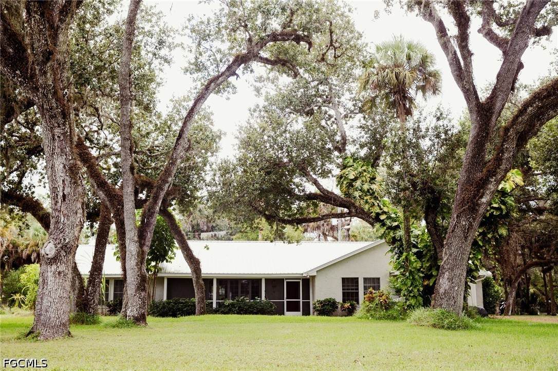 4055 County Rd 78 - Photo 1