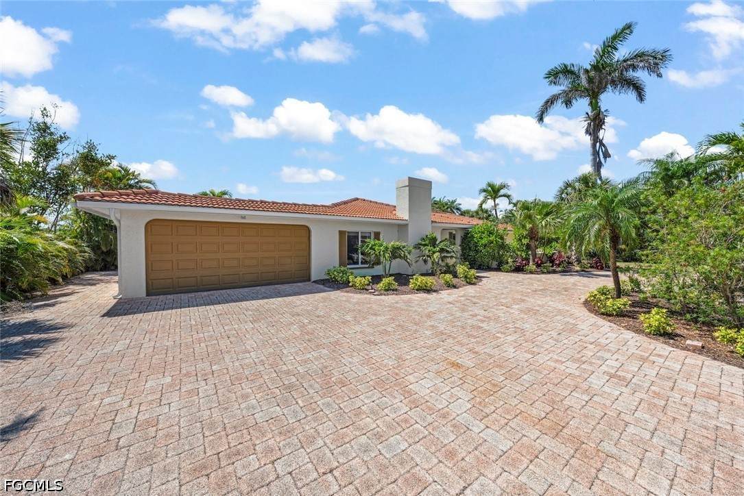 9421 Moonlight Drive - Photo 1