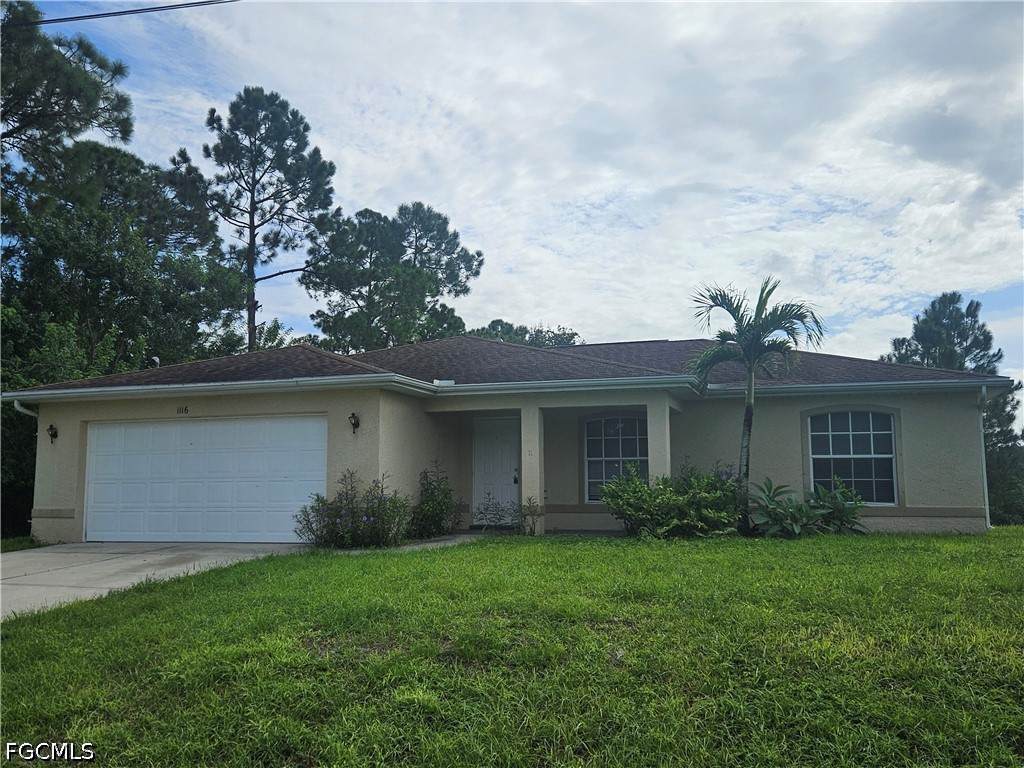 1116 Irving Avenue - Photo 1