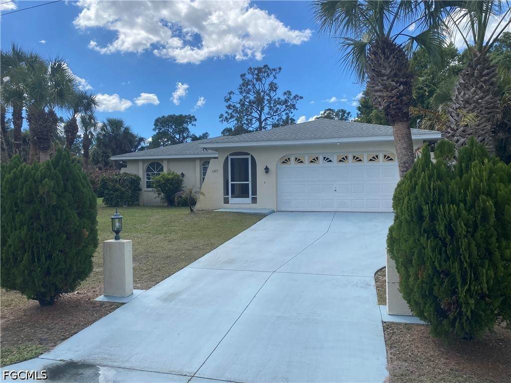 407 Plumosa Avenue - Photo 1