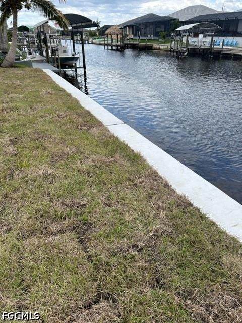 1239 39th Avenue - Photo 1