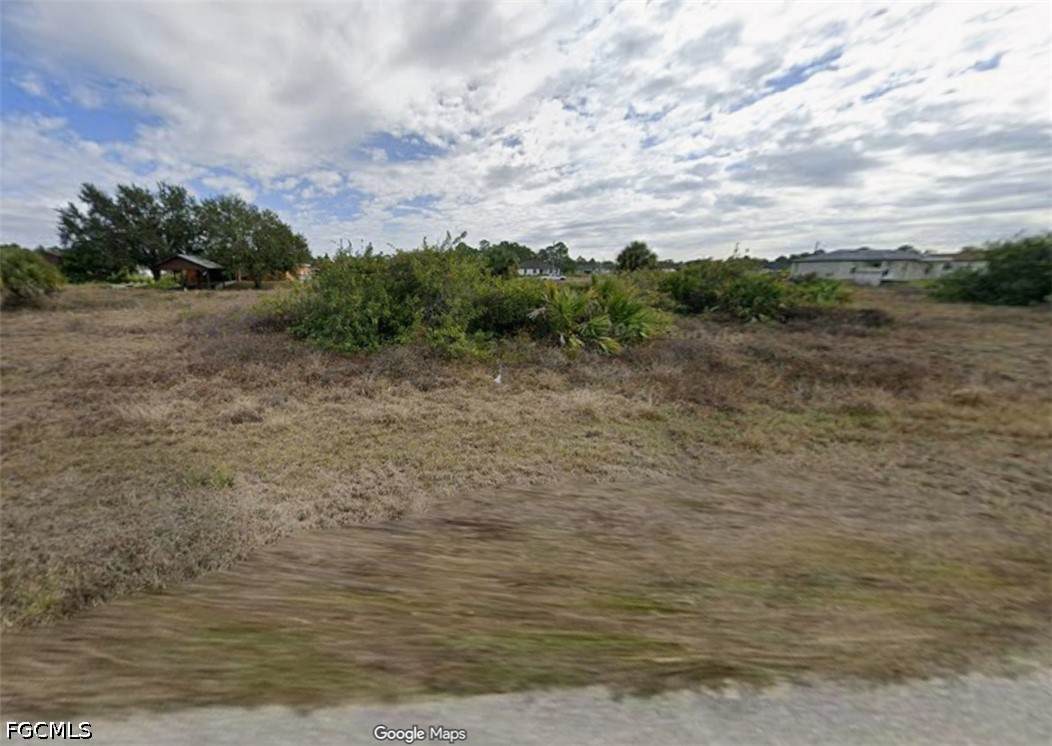 737 Knox Avenue - Photo 1