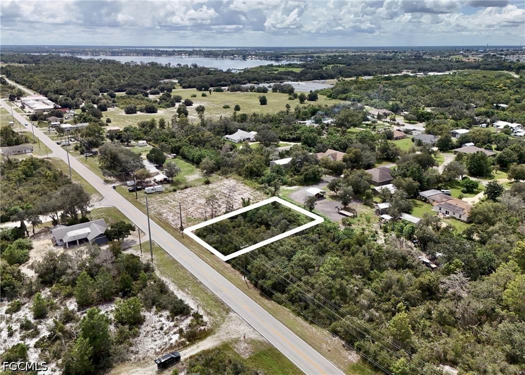 204 Hallmark Avenue - Photo 1