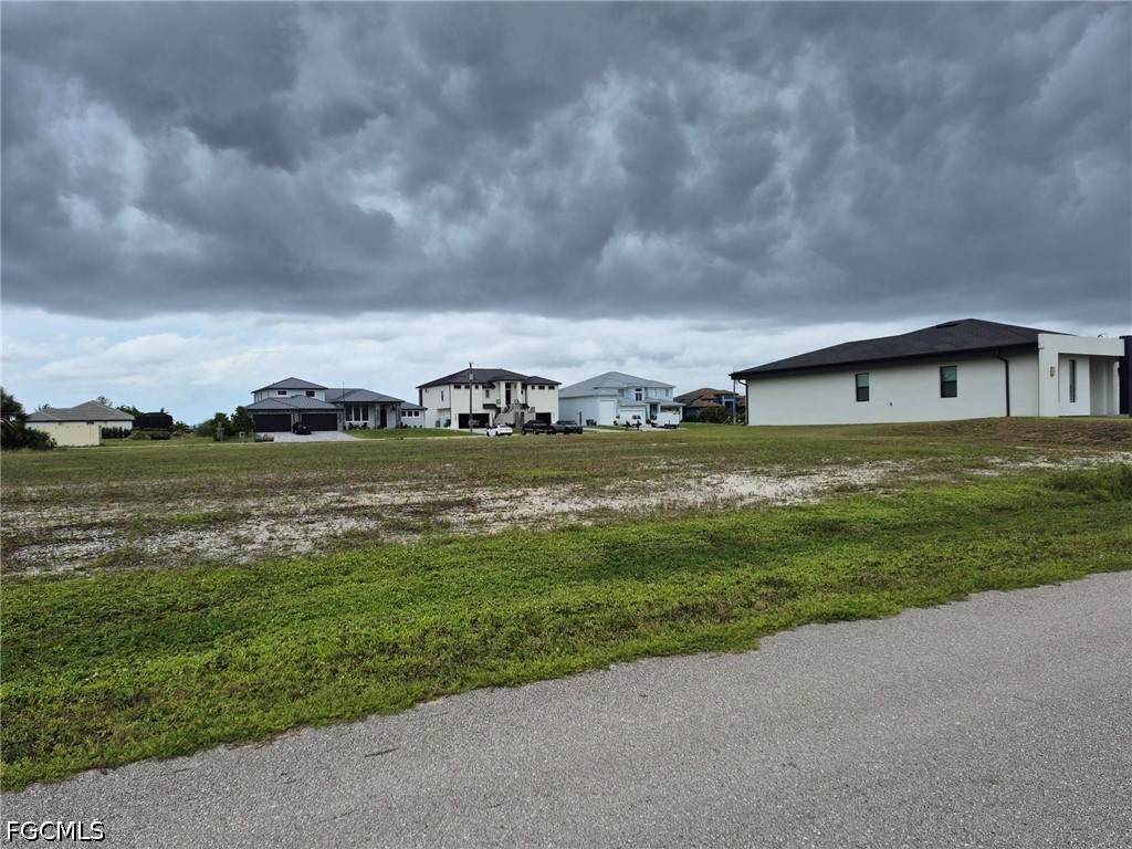 3424 46th Avenue - Photo 1