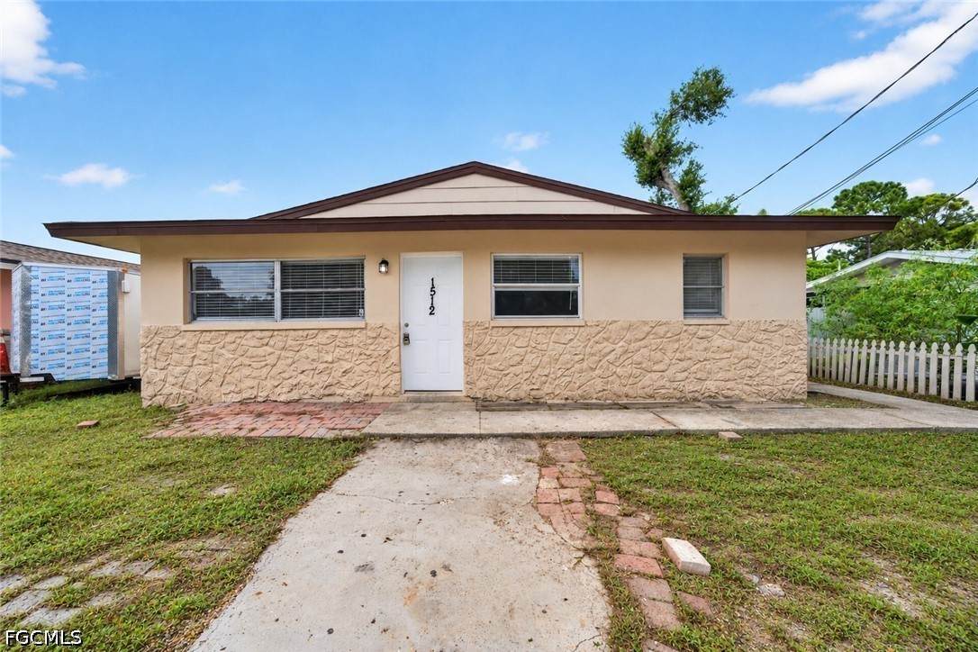 1512/1514 Oak Drive - Photo 1