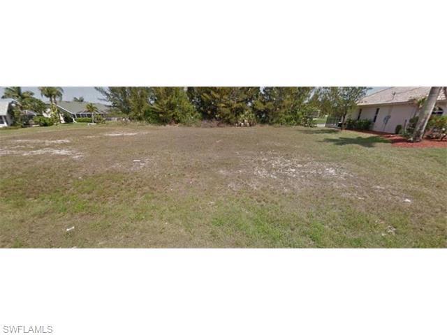 611 6th Ave - Photo 1