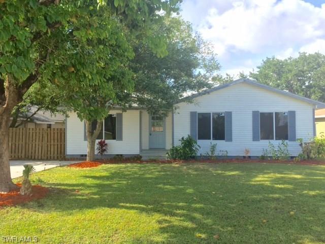 12220 1st St, Fort Myers, FL 33905 (#216028876) :: Homes and Land Brokers, Inc