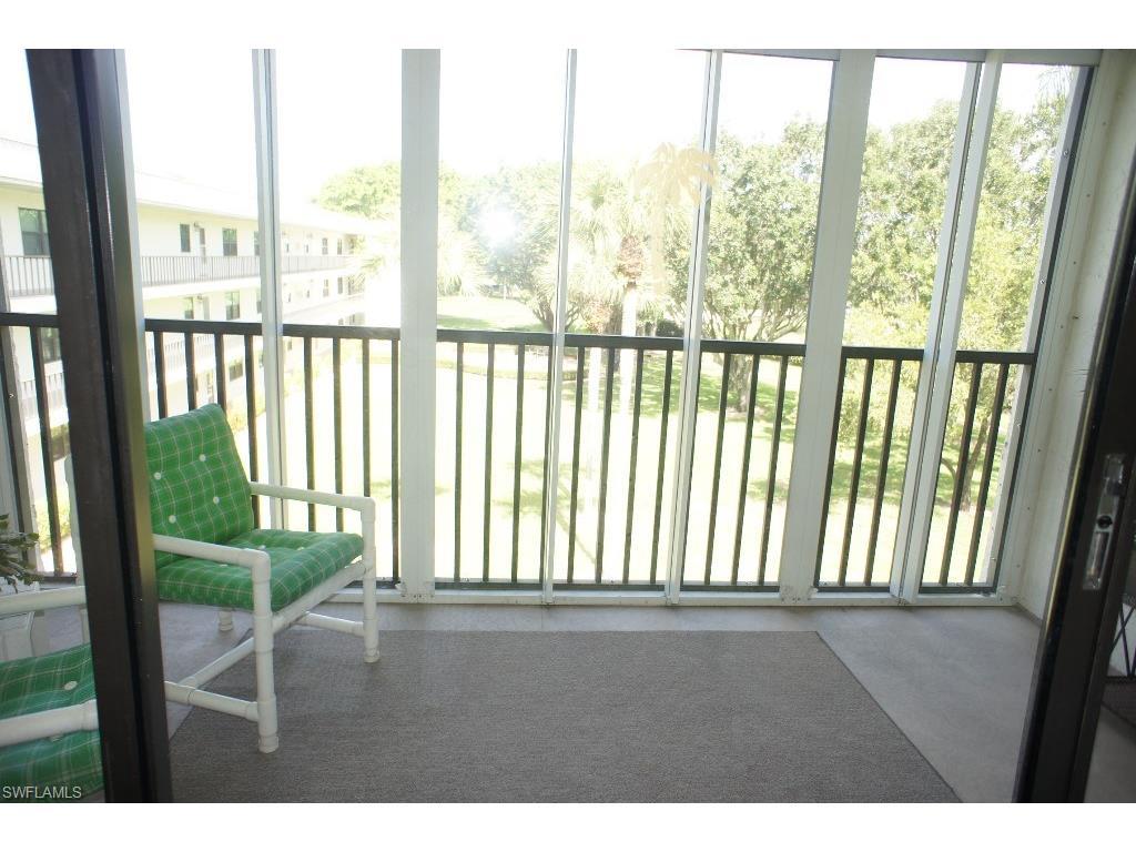 1747 Pebble Beach Dr #307, Fort Myers, FL 33907 (MLS #216046210) :: The New Home Spot, Inc.