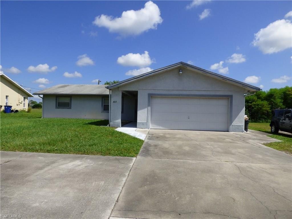 4012 Lee Blvd, Lehigh Acres, FL 33971 (#216053732) :: Homes and Land Brokers, Inc