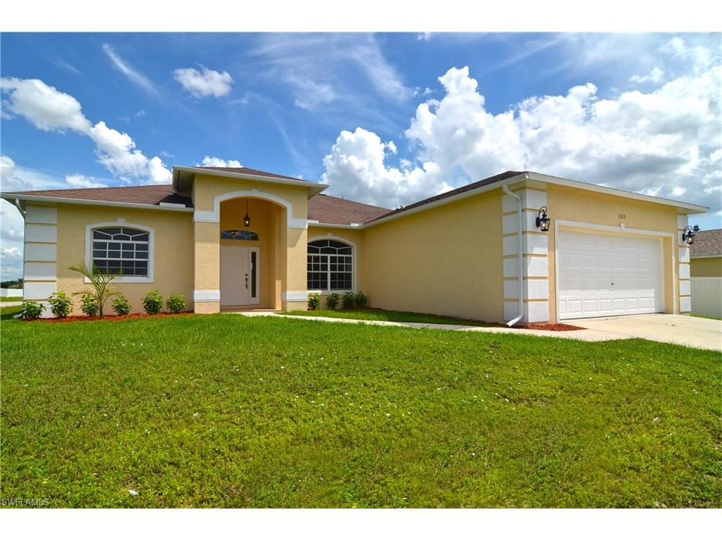 1313 NE 6th Pl, Cape Coral, FL 33909 (#216059467) :: Homes and Land Brokers, Inc