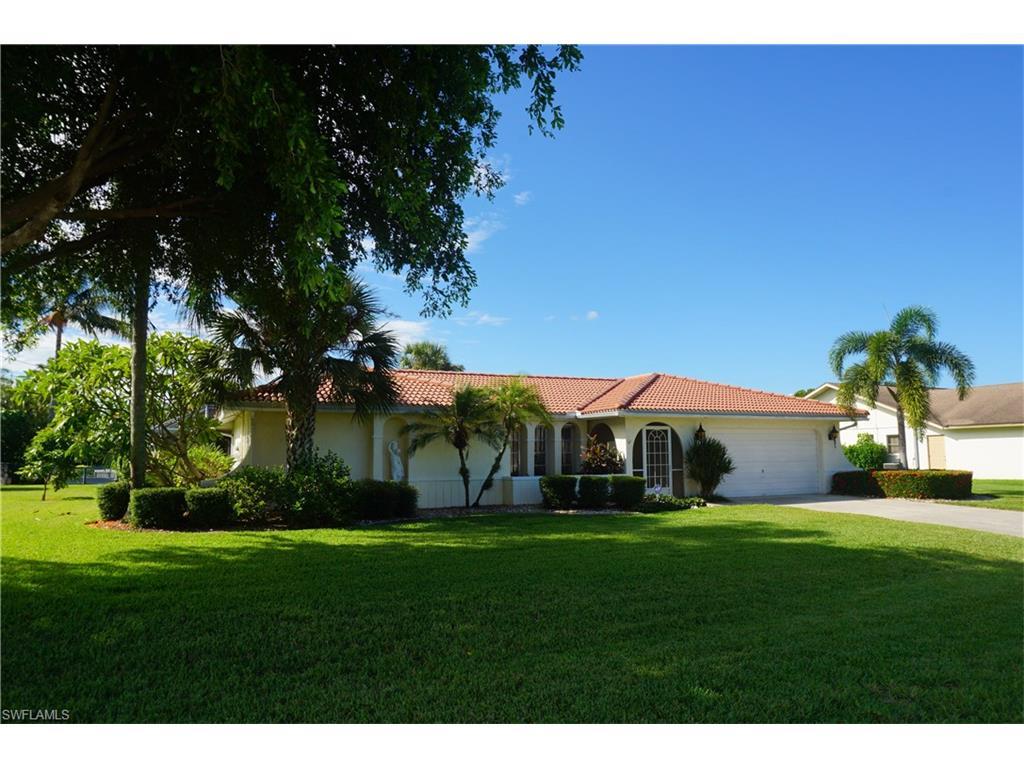 1830 SE 36th Ter, Cape Coral, FL 33904 (#216060637) :: Homes and Land Brokers, Inc