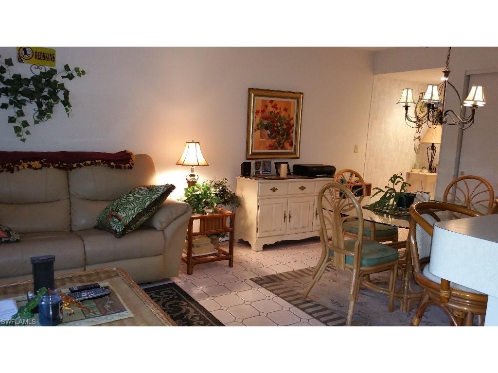 5565 Trailwinds Dr - Photo 1