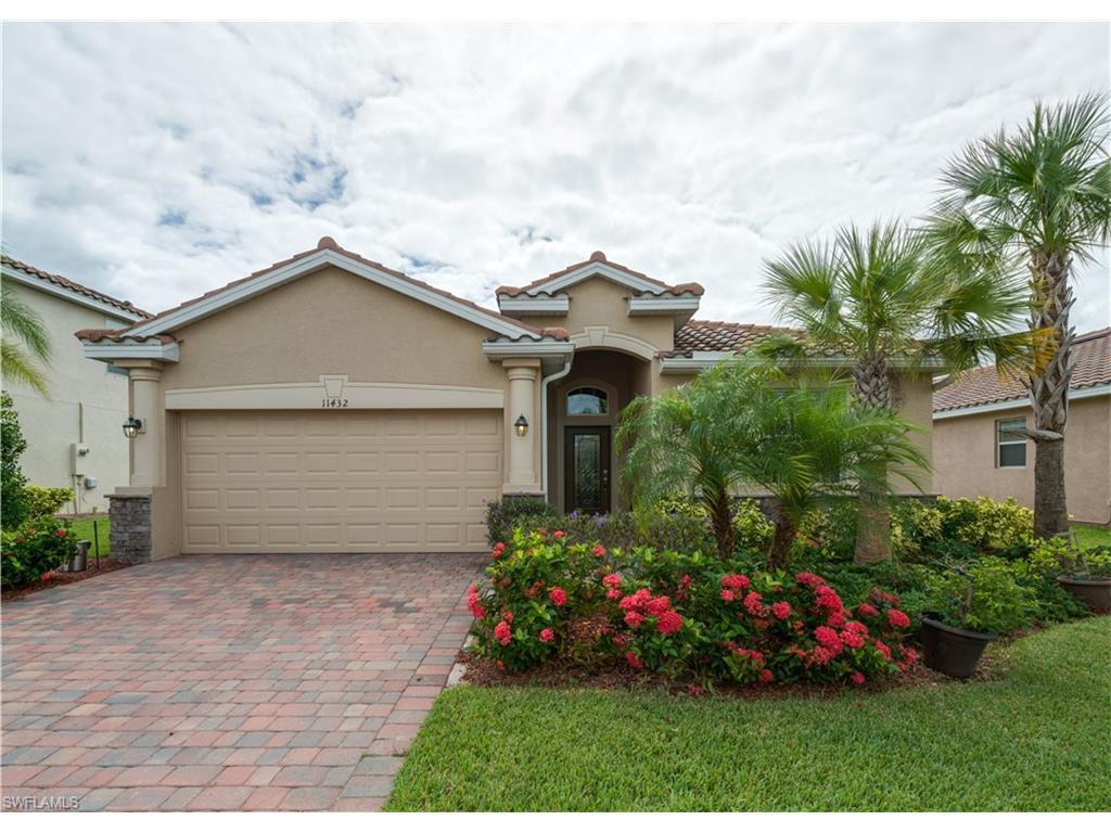 11432 Icarus Cir, Lehigh Acres, FL 33971 (MLS #216064718) :: The New Home Spot, Inc.