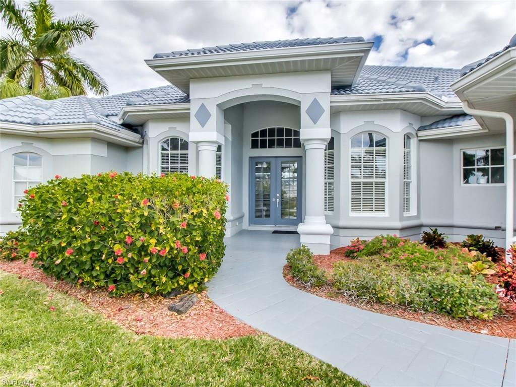 5201 SW 25th Pl, Cape Coral, FL 33914 (#216065142) :: Homes and Land Brokers, Inc