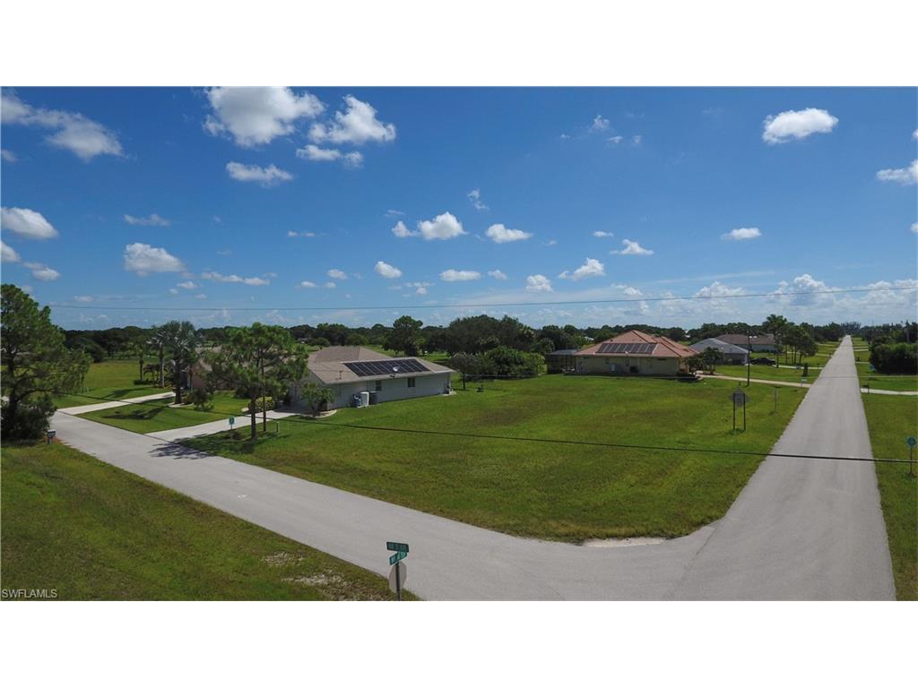 1425 31st Ave - Photo 1