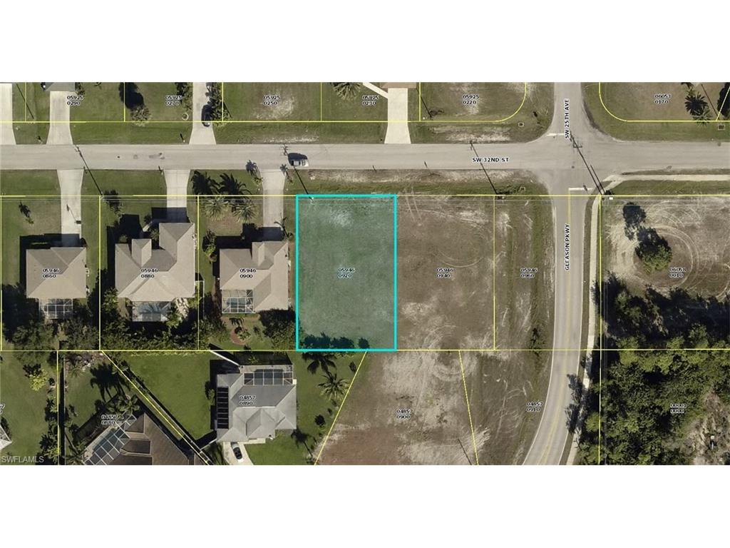 2508 32nd St - Photo 1