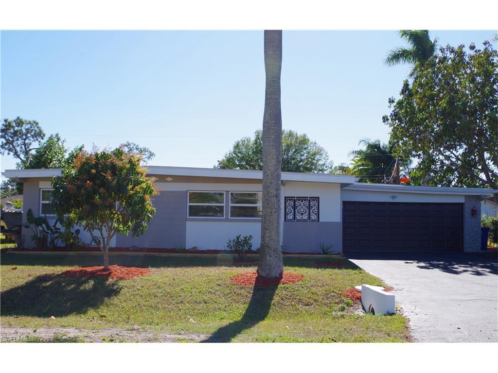 2438 Harvard Ave - Photo 1