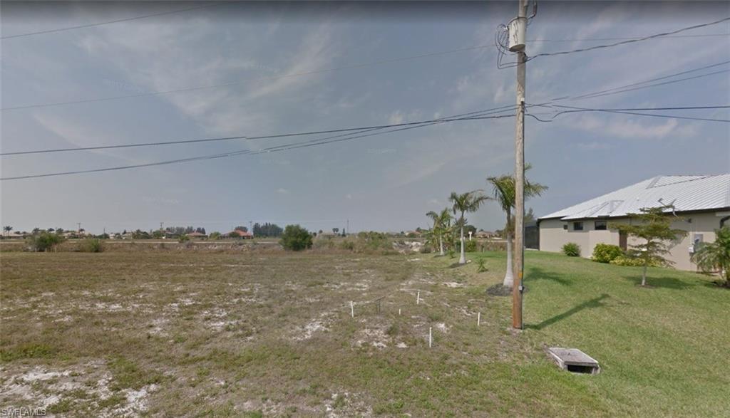1238 39th Ave - Photo 1