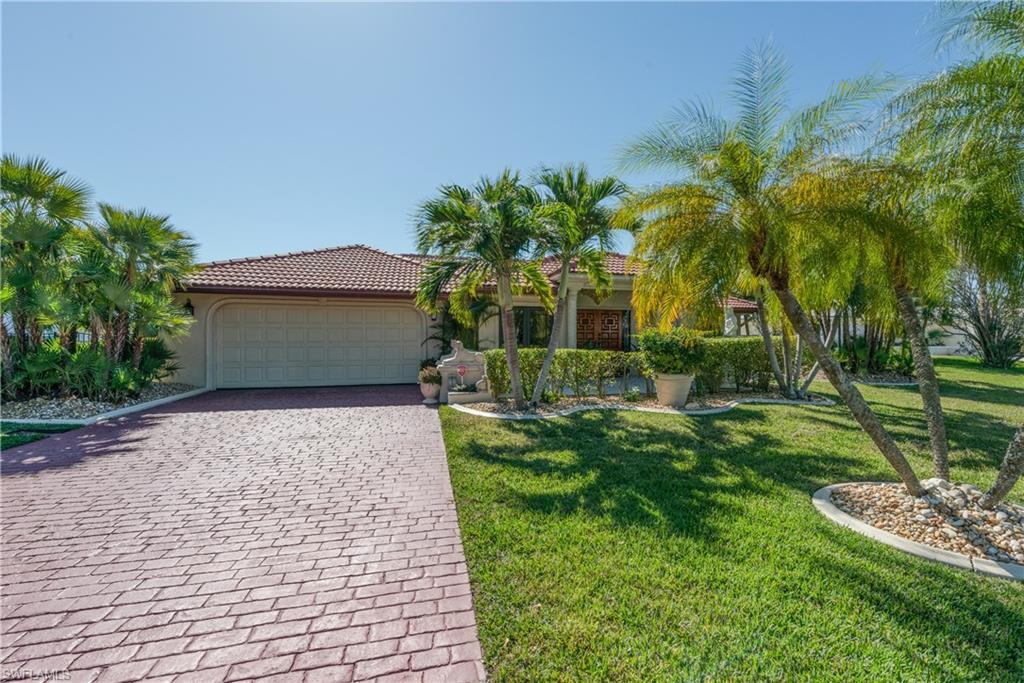 1608 Edith Esplanade - Photo 1
