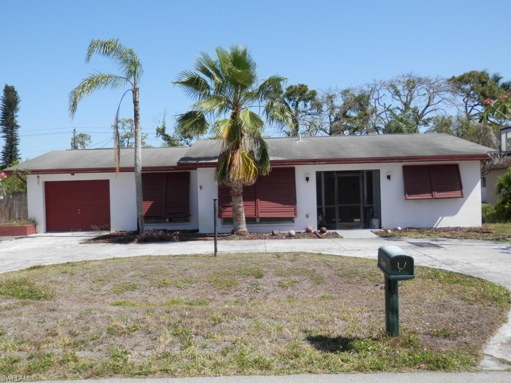 2249 Dover Ave - Photo 1