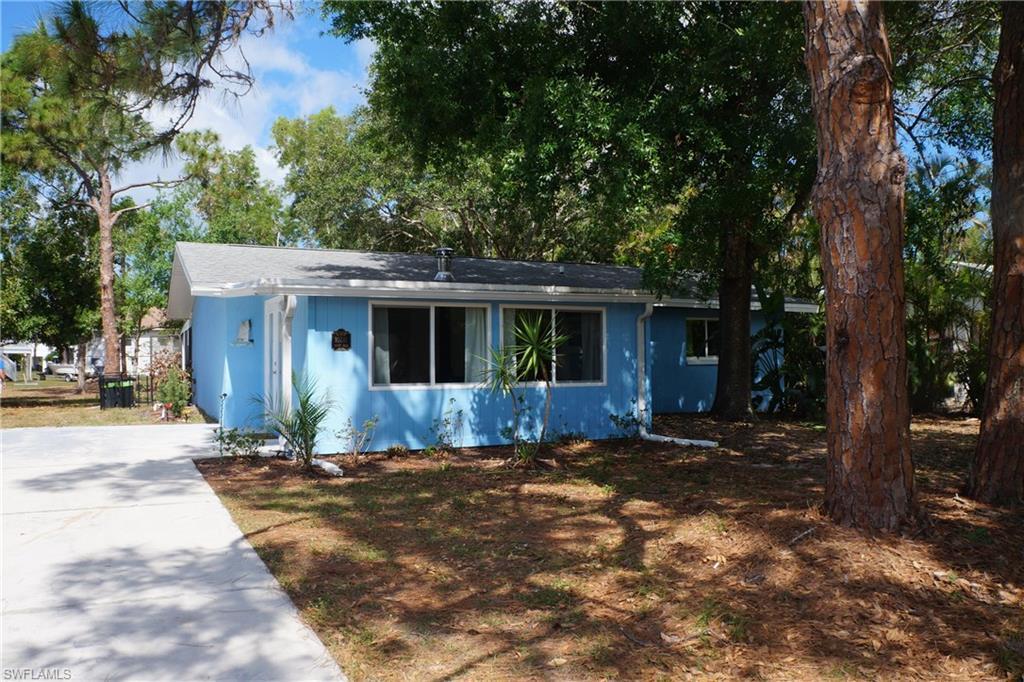 10781 Holly Rd - Photo 1