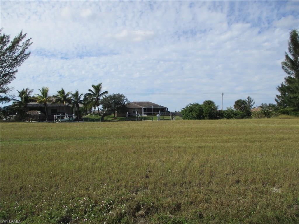 1502 39th Ave - Photo 1