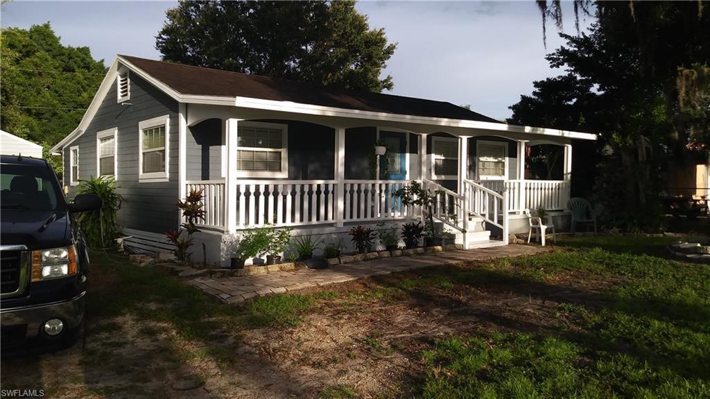 267 Kingston Dr - Photo 1