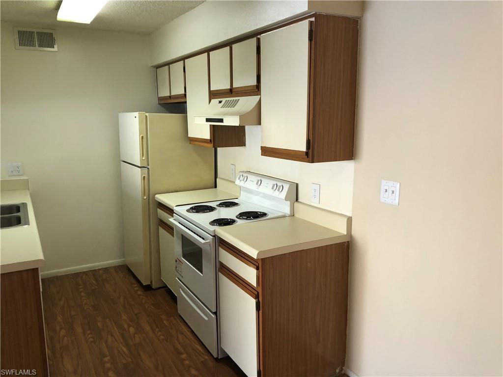 5319 Summerlin Rd - Photo 1