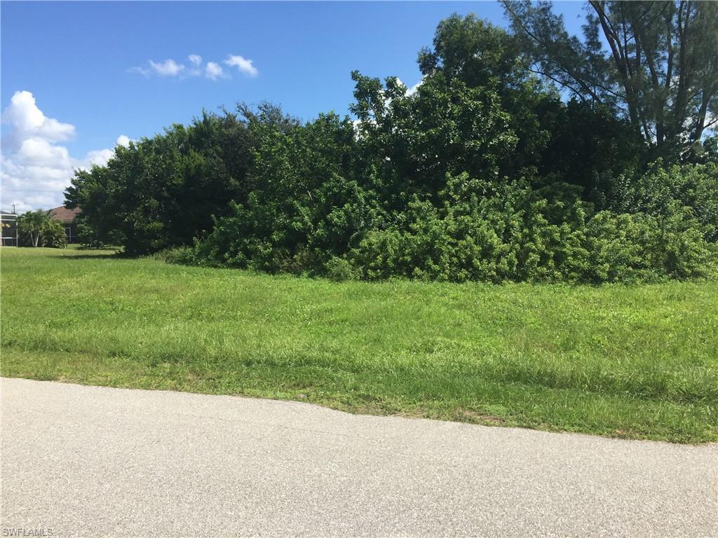 519 39th Ave - Photo 1