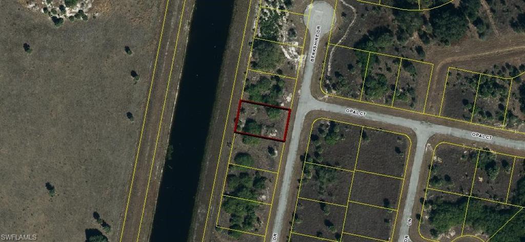 822 Berkshire Dr - Photo 1