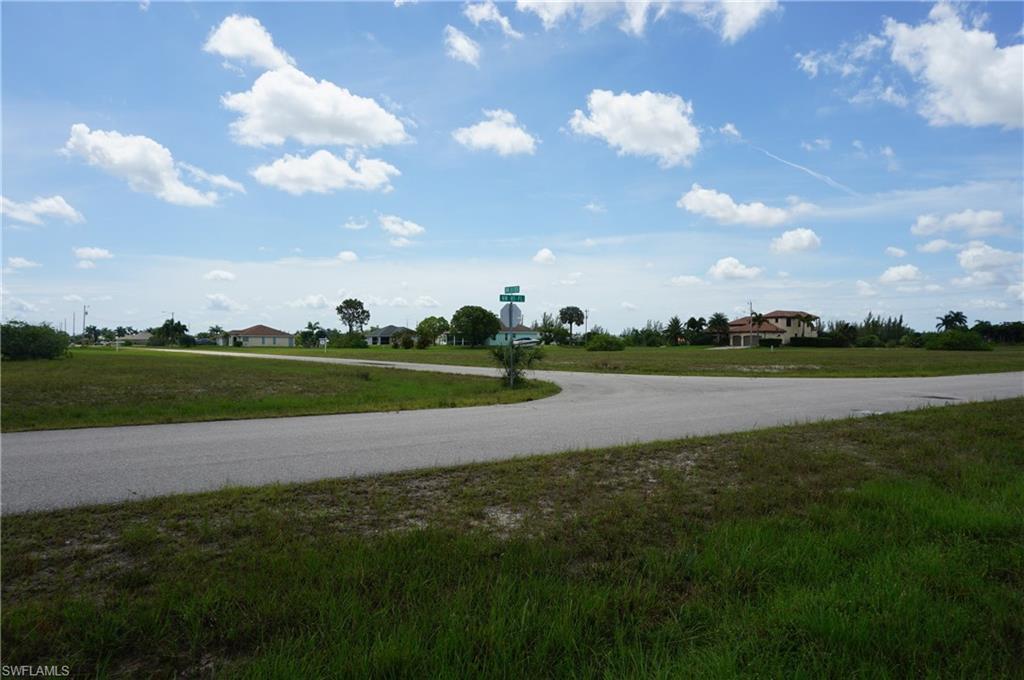 3118 45th Pl - Photo 1