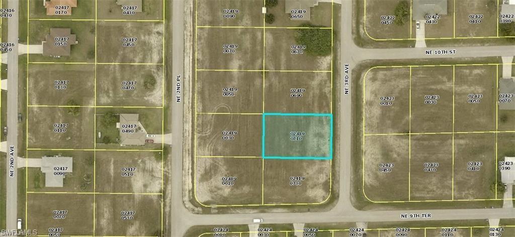920 3rd Ave - Photo 1