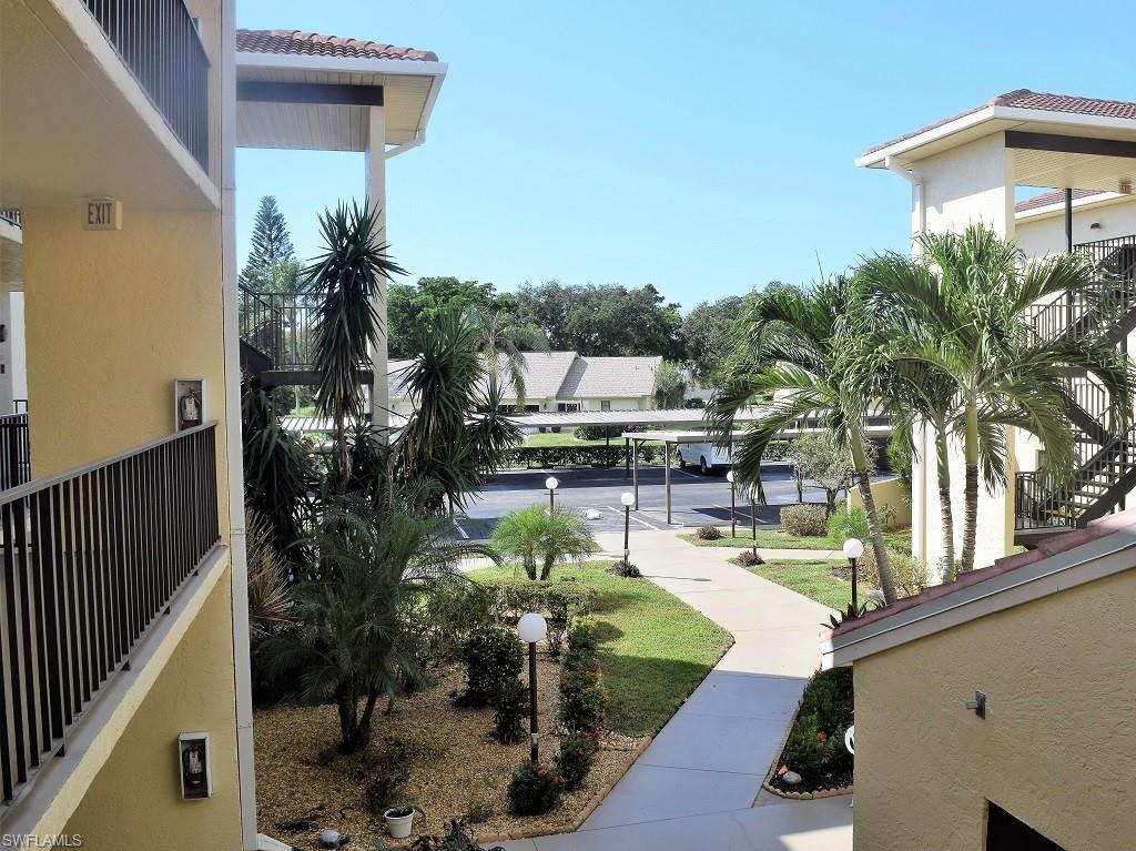 11220 Caravel Cir - Photo 1