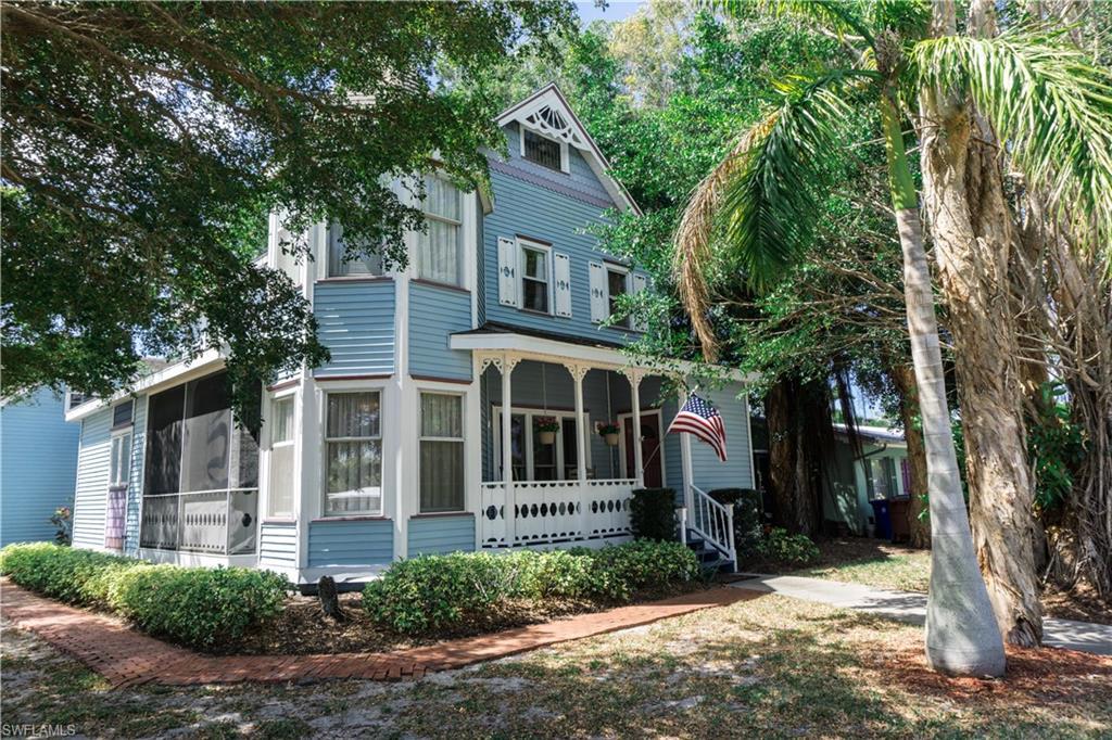 1470 Ricardo Ave - Photo 1