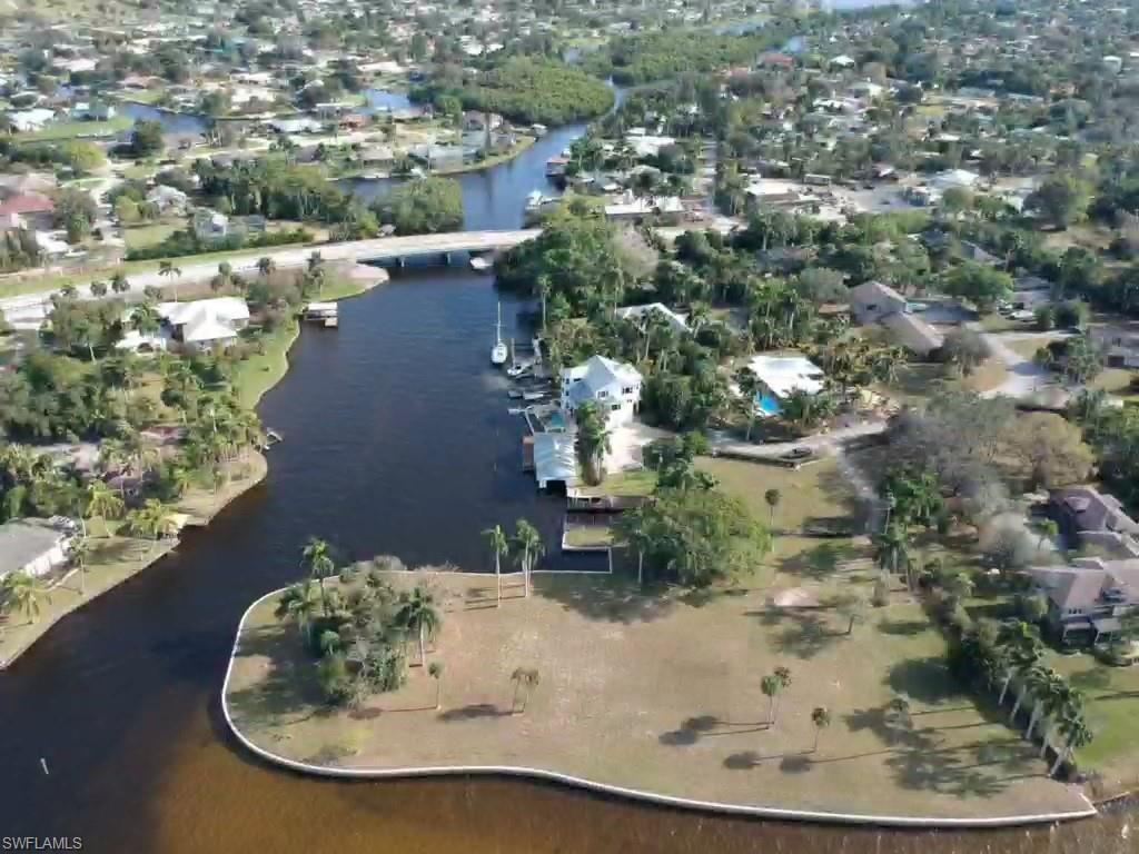 900 Robalo Drive - Photo 1
