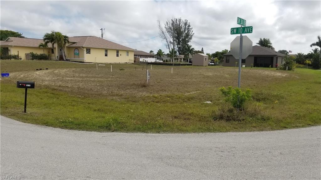 3015 10th Ave - Photo 1