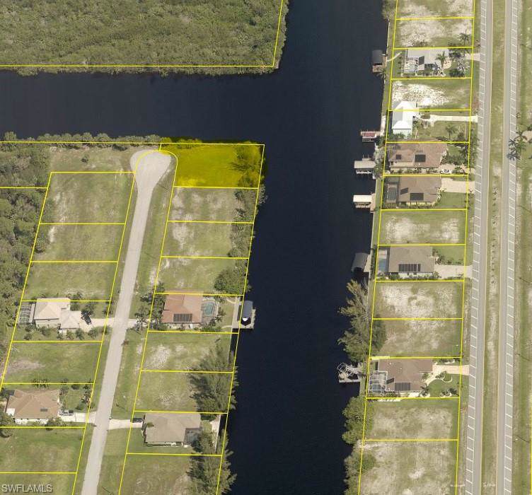 1729 41st Ave - Photo 1