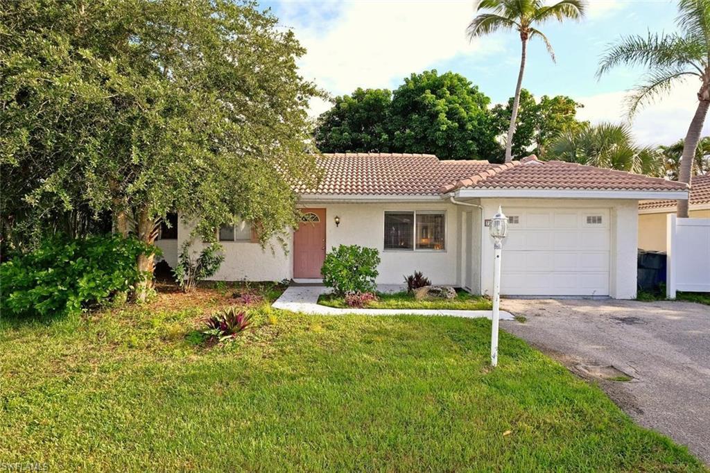 7233 Saint Anns Ct - Photo 1