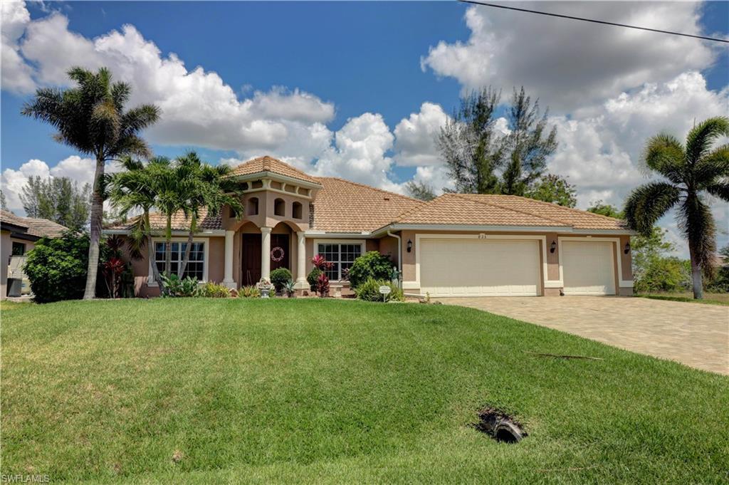 825 38th Ave - Photo 1