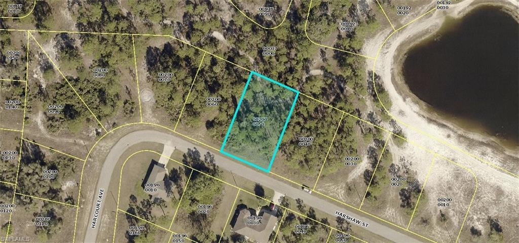 415 Harshaw St - Photo 1