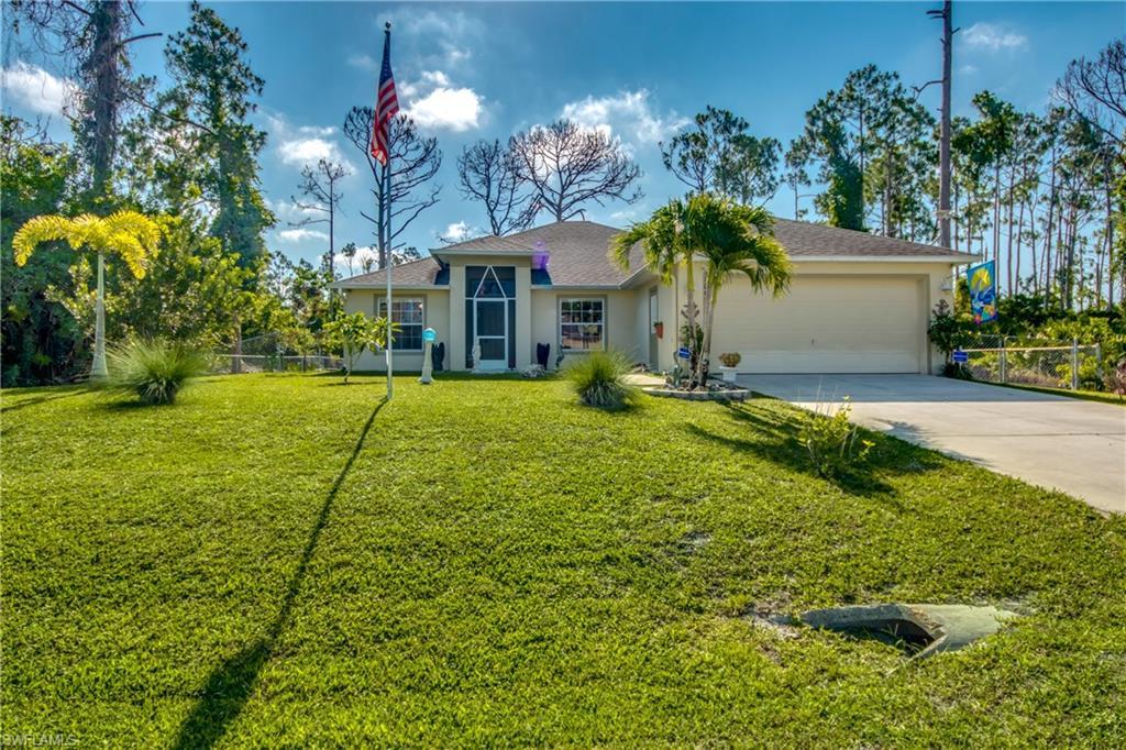 1045 Maxwell Ave - Photo 1