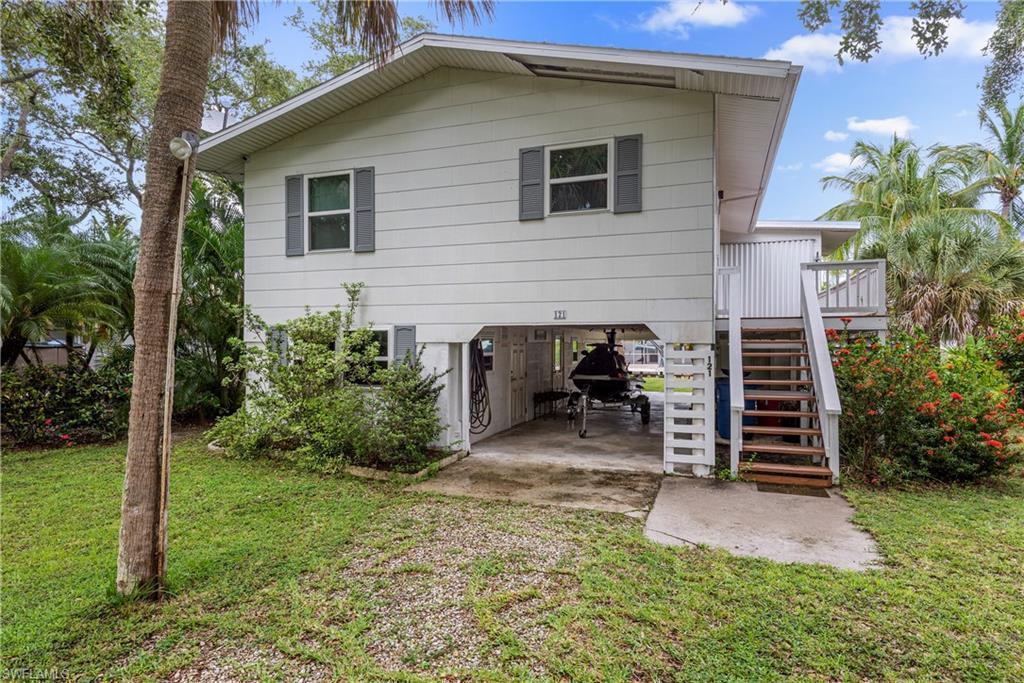 121 Falkirk St - Photo 1