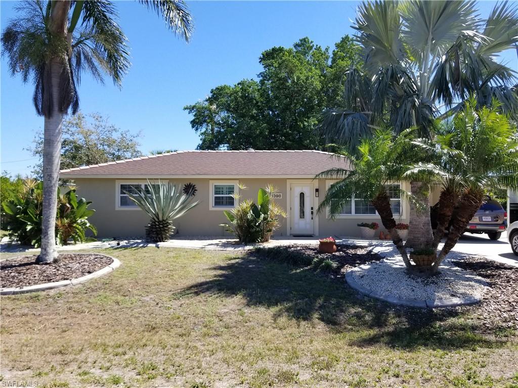 1398 Sunrise Dr - Photo 1