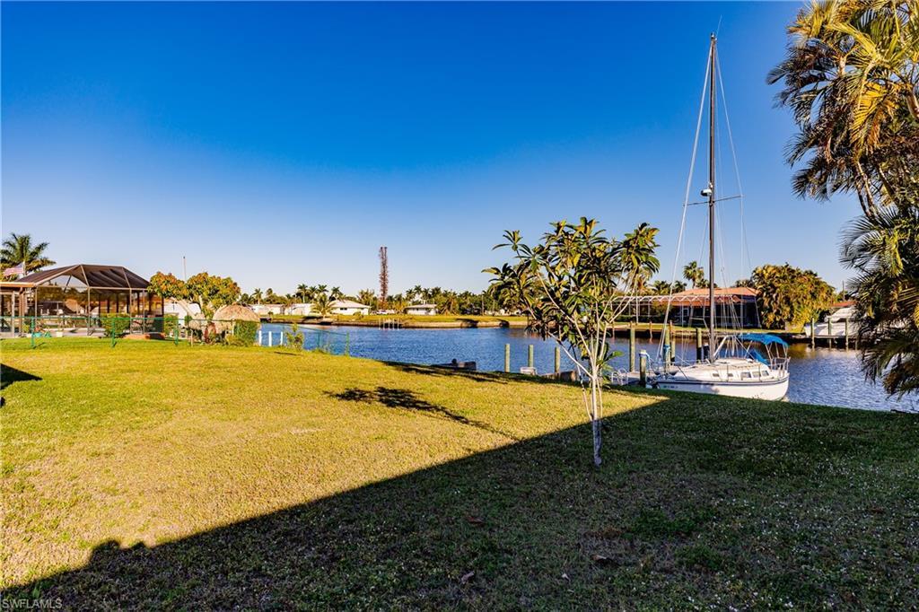433 Bayshore Dr - Photo 1