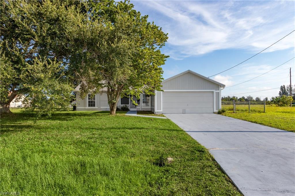 2605 9th St - Photo 1