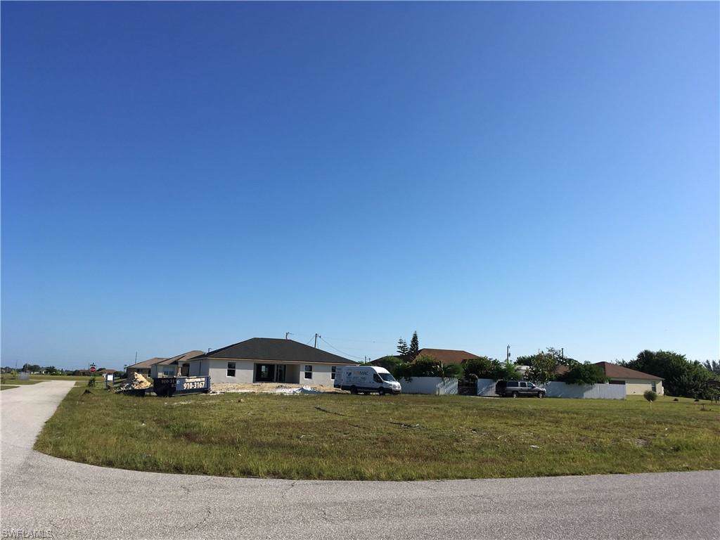 419 20th Ter - Photo 1