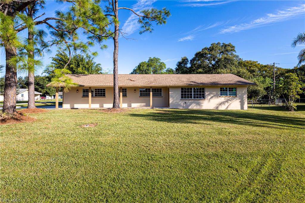 13902 Matanzas Dr - Photo 1